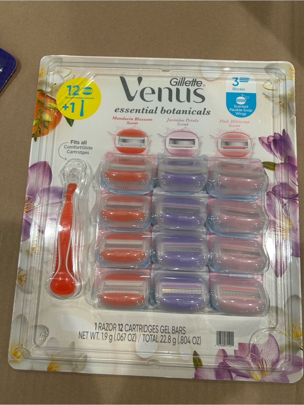 Gillette venus 2 in 1 lather and shave with irresistible sent 1 razor 12 bars